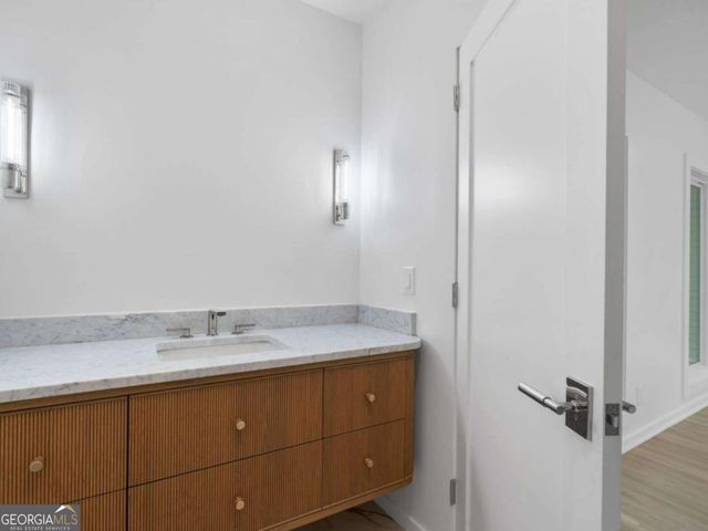366 Blackland Road NW, Atlanta, GA 30342