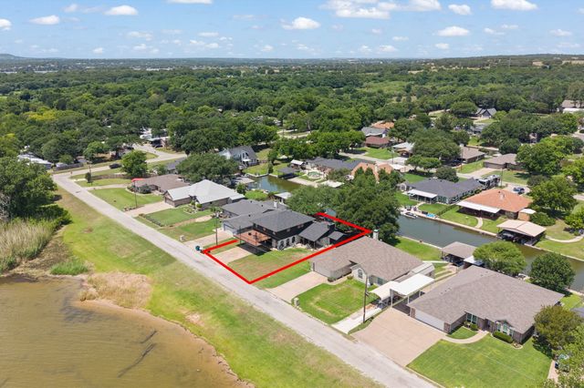 3708 Coral Sands Court, Granbury, TX 76049