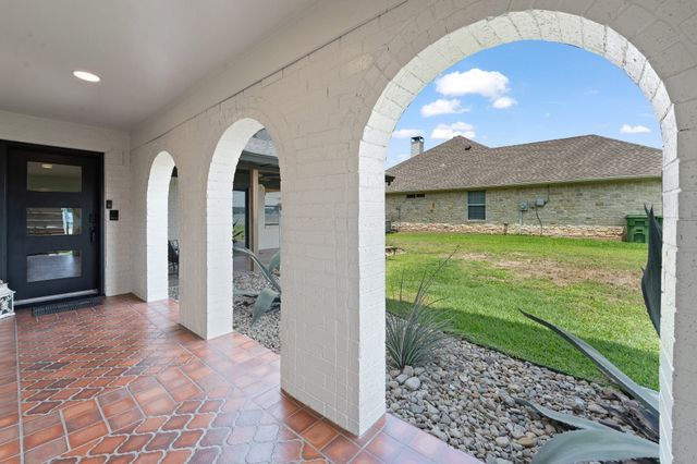 3708 Coral Sands Court, Granbury, TX 76049