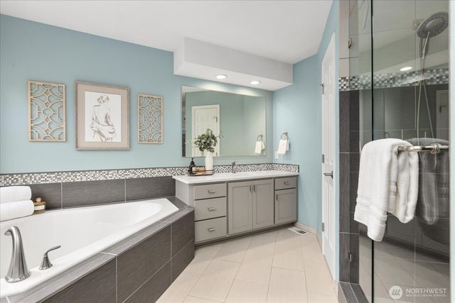 12319 181st Court NE, Redmond, WA 98052