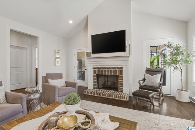 1522 WILBORN RUN, Hoover, AL 35244