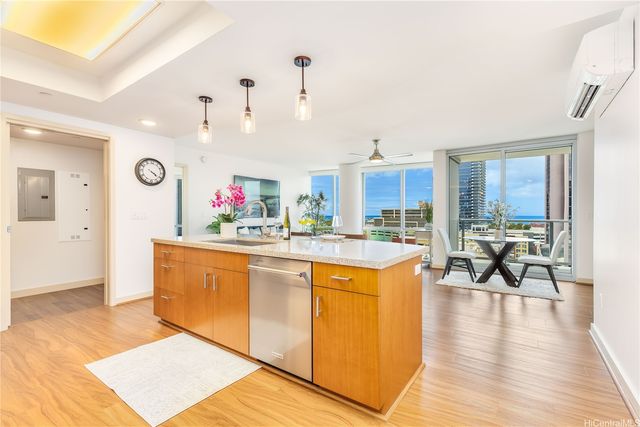 555 South Street 1205, Honolulu, HI 96813