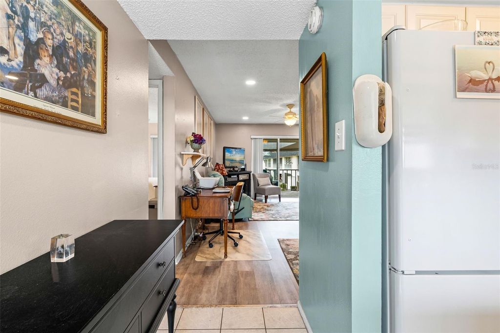 Image 4 of property listing at 4705 5TH STREET W 305, Bradenton, FL 34207