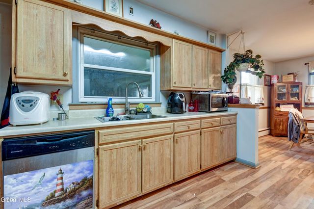 209 County Highway 107, Johnstown, NY 12095