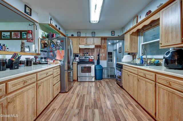 209 County Highway 107, Johnstown, NY 12095