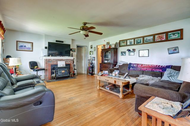 209 County Highway 107, Johnstown, NY 12095