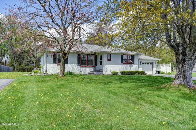 209 County Highway 107, Johnstown, NY 12095