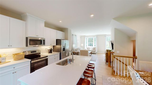 4129 Edenborn Lane, Charlotte, NC 28208