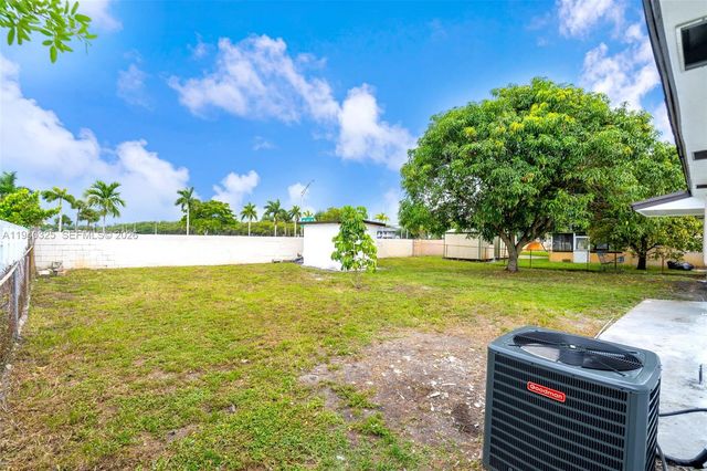 20901 NW 27th Ct, Miami Gardens, FL 33056