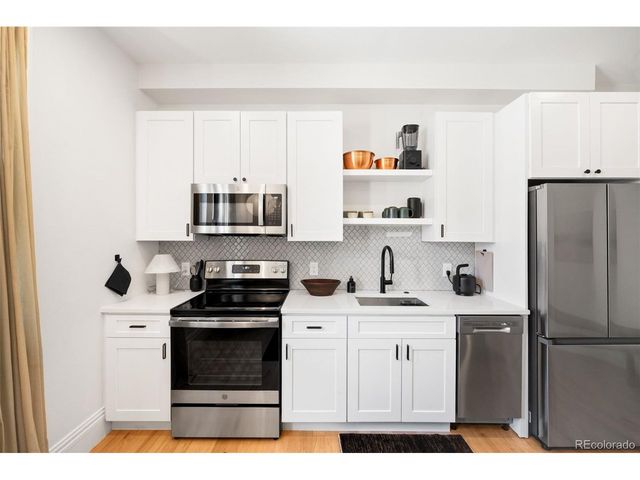 1763 N Williams St 202, Denver, CO 80218