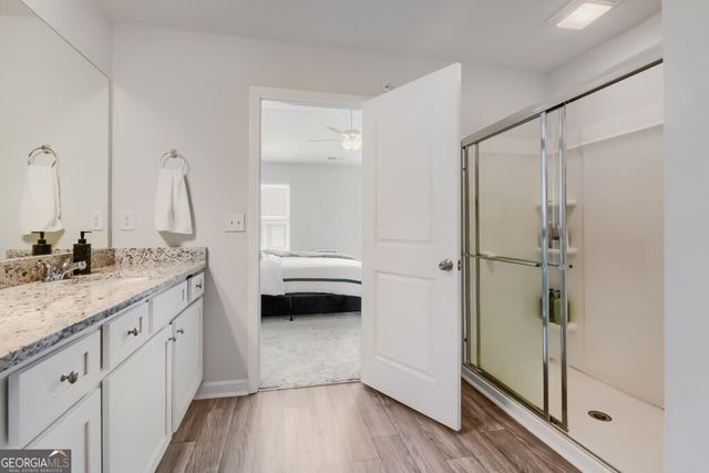 11694 Chatham Drive, Hampton, GA 30228