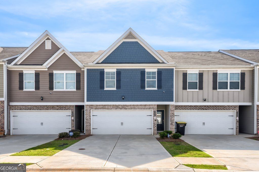 11694 Chatham Drive, Hampton, GA 30228