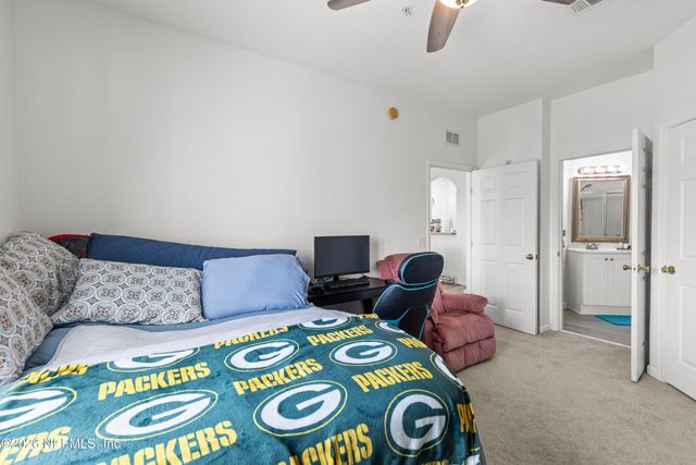 7801 POINT MEADOWS Drive 2302, Jacksonville, FL 32256