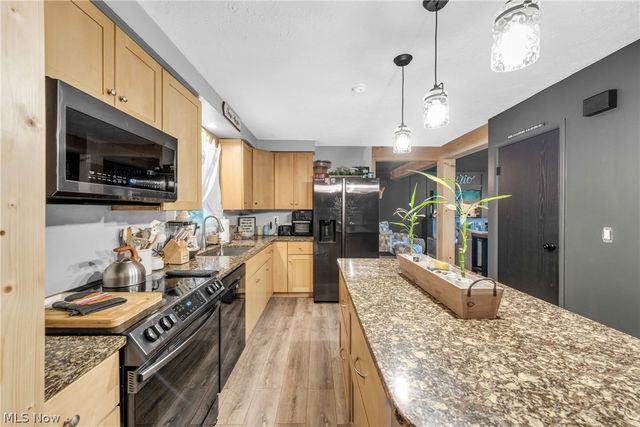 3140 Holly Drive, Brunswick, OH 44212