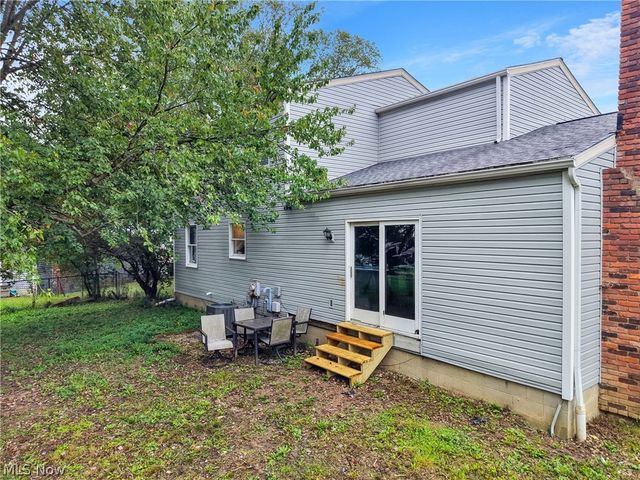 3140 Holly Drive, Brunswick, OH 44212