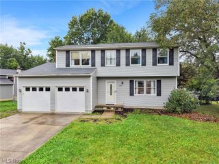 3140 Holly Drive, Brunswick, OH 44212