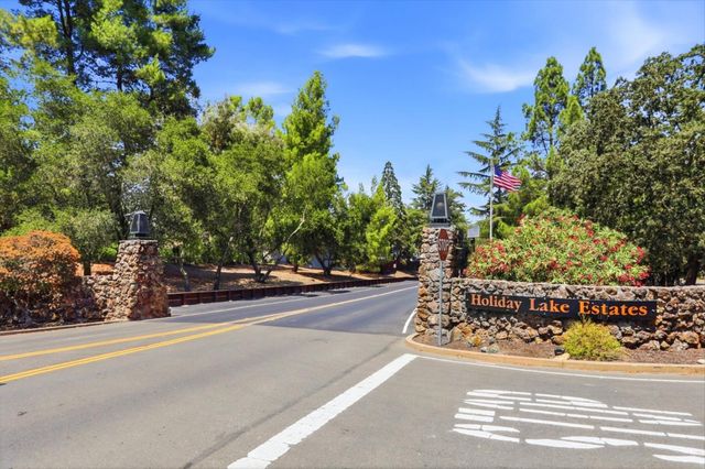 17411 Holiday Drive, Morgan Hill, CA 95037
