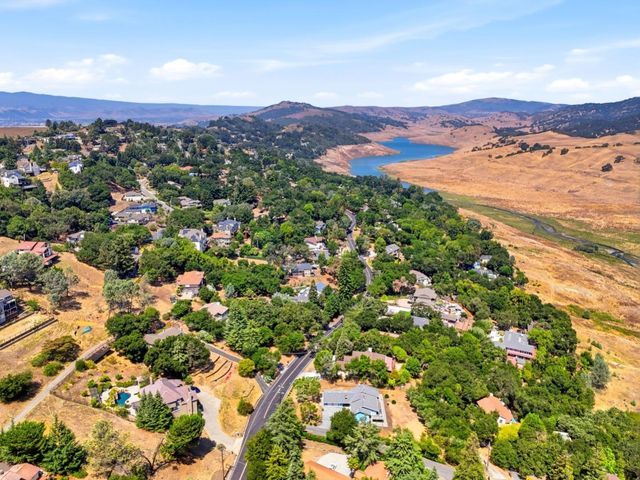 17411 Holiday Drive, Morgan Hill, CA 95037