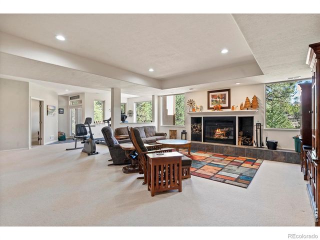 303 Green Pine Court, Estes Park, CO 80517