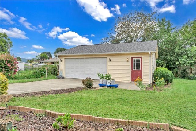 3417 Crittendon AVE, Roanoke, VA 24012