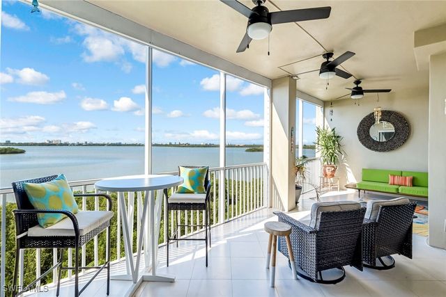 337 Vintage Bay DR D28, Marco Island, FL 34145