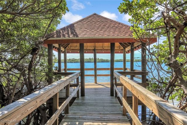 337 Vintage Bay DR D28, Marco Island, FL 34145