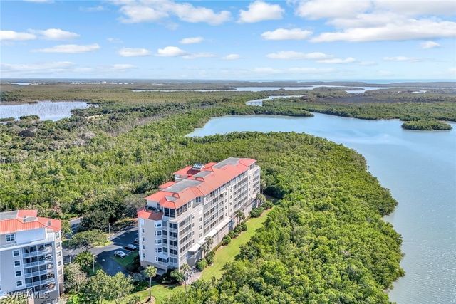 337 Vintage Bay DR D28, Marco Island, FL 34145