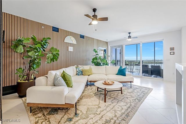 337 Vintage Bay DR D28, Marco Island, FL 34145