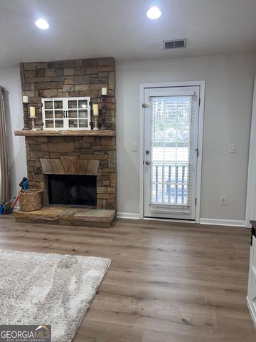 1003 Rolling Ridge Lane, Auburn, GA 30011