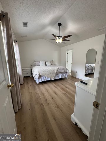 1003 Rolling Ridge Lane, Auburn, GA 30011