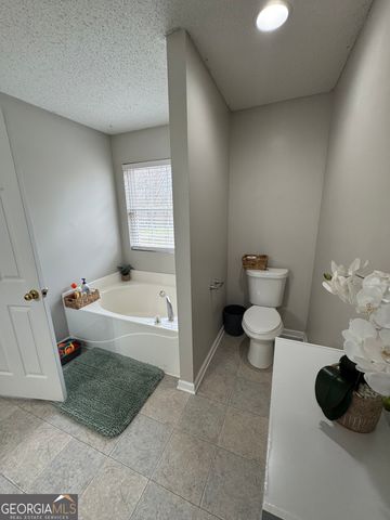 1003 Rolling Ridge Lane, Auburn, GA 30011