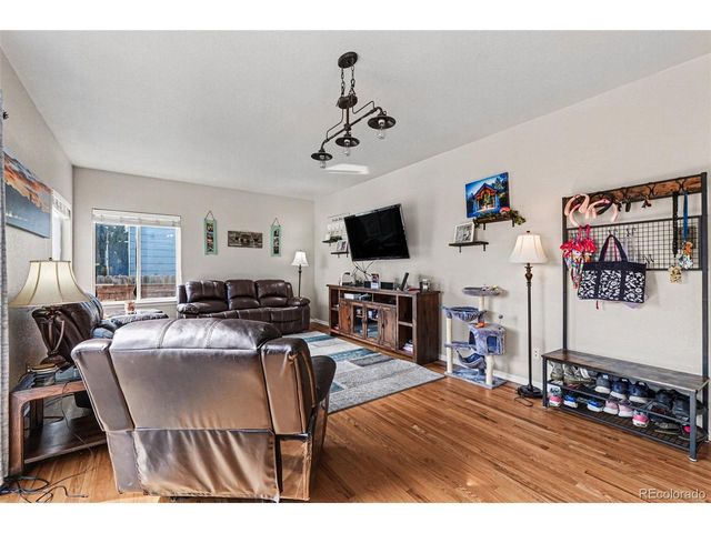 11050 Eagle Creek Pkwy, Commerce City, CO 80022