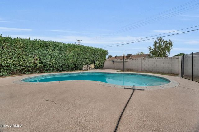 1519 W 5th Place, Mesa, AZ 85201