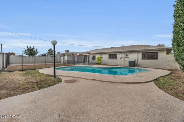 1519 W 5th Place, Mesa, AZ 85201