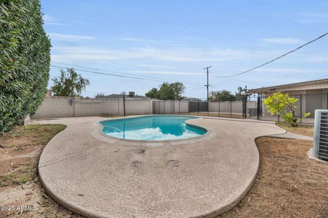 1519 W 5th Place, Mesa, AZ 85201