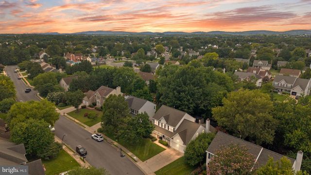 7014 ALLINGTON MANOR CIR E, Frederick, MD 21703