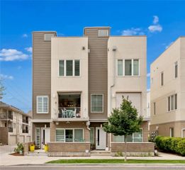 3855 E Cedar Avenue 206, Denver, CO 80209