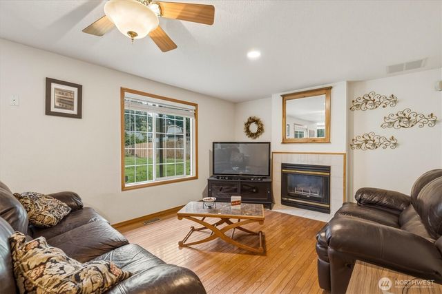 442 Cougar Street SE, Lacey, WA 98503