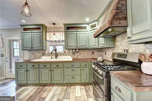 5405 Oak Grove Circle, Cumming, GA 30028