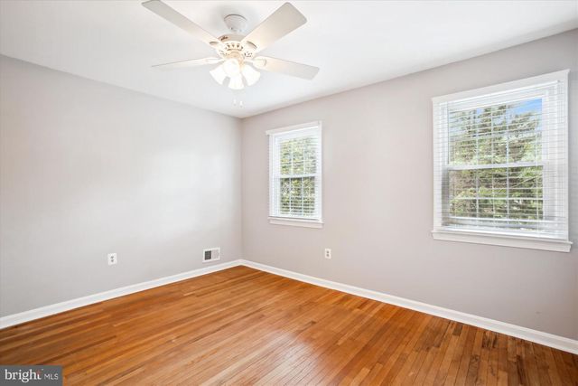 6808 STONEYBROOKE LN, Alexandria, VA 22306