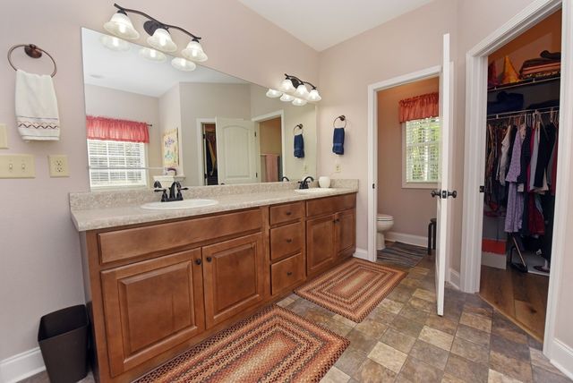 146 Creek Hollow Lane, Blairsville, GA 30512