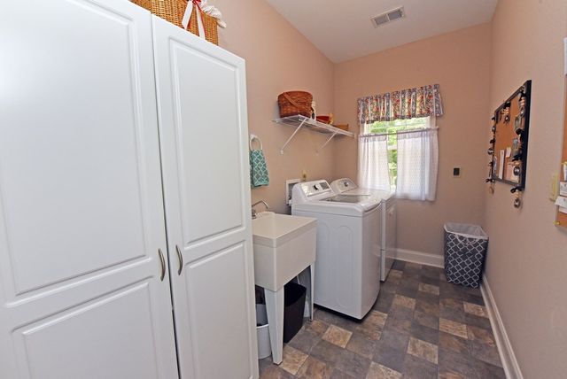 146 Creek Hollow Lane, Blairsville, GA 30512