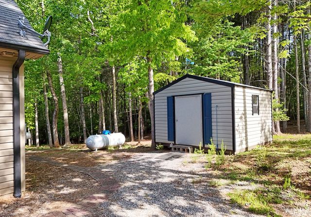 146 Creek Hollow Lane, Blairsville, GA 30512