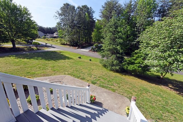 146 Creek Hollow Lane, Blairsville, GA 30512
