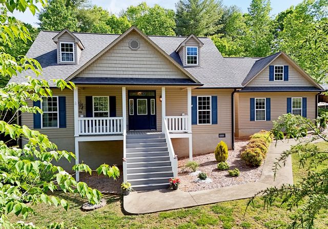 146 Creek Hollow Lane, Blairsville, GA 30512