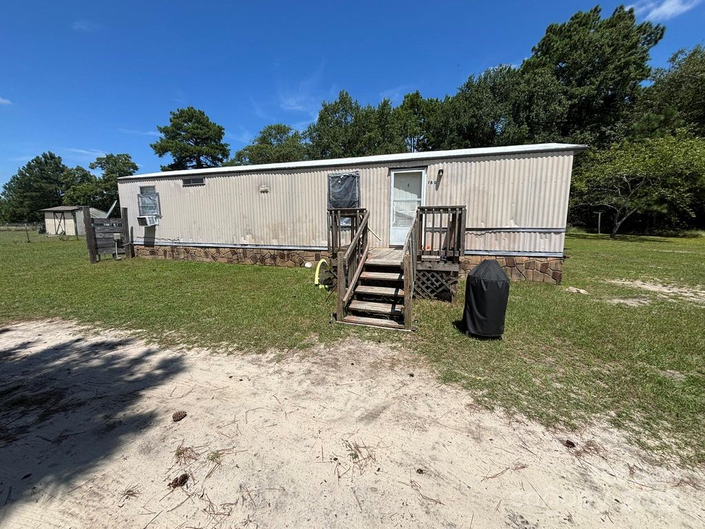 180 Dusty Drive, Candor, NC 27229