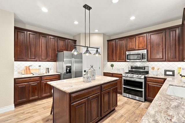 4303 Albert Martin, San Antonio, TX 78253