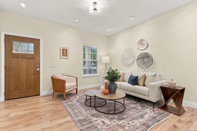 4303 Albert Martin, San Antonio, TX 78253