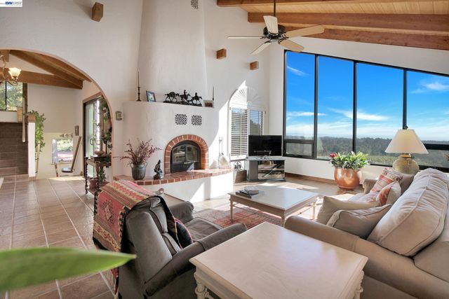 3430 Loma Alta Ln, Santa Cruz, CA 95065