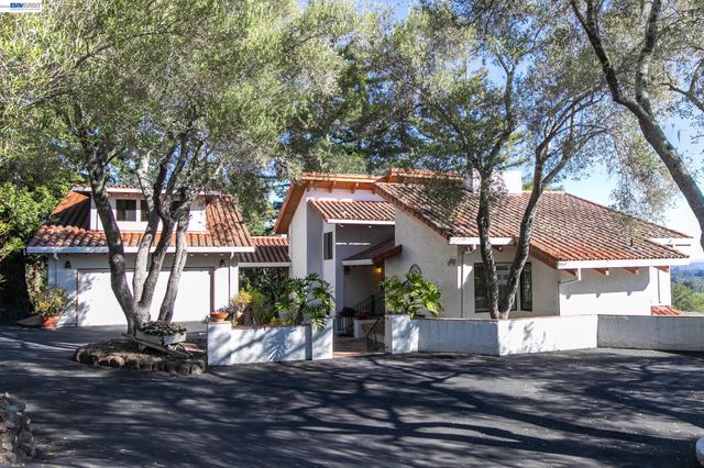 3430 Loma Alta Ln, Santa Cruz, CA 95065